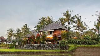 villa-padi-menari