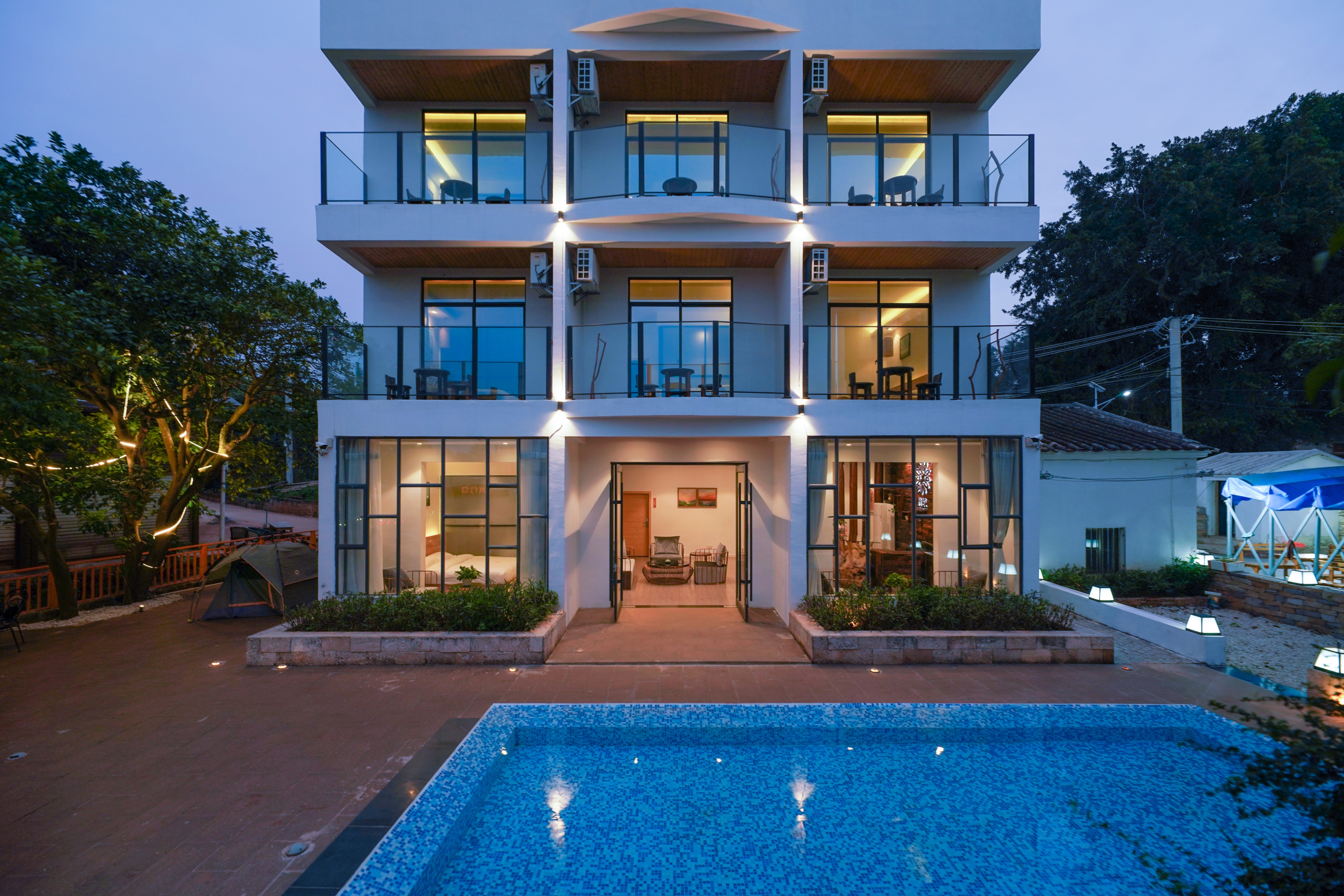 hotel overview picture