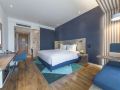 tianyirenhe-holiday-inn-express