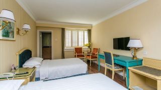 holiday-garden-hotel