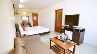 centric-place-hotel