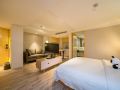 sushi-boutique-hotel-huaihai-middle-road-metro-station