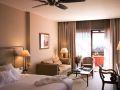 asia-gardens-hotel-and-thai-spa-a-royal-hideaway-hotel