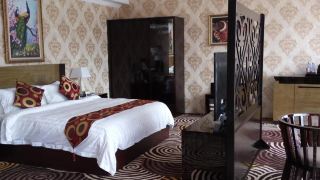 royal-hinthar-hotel
