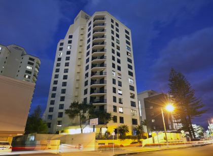 Surf Regency