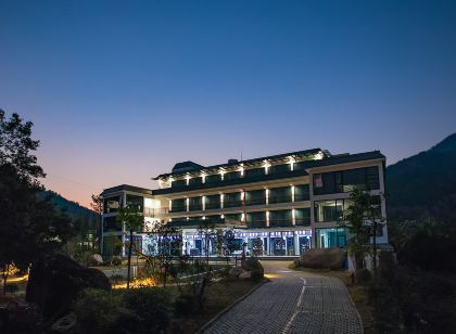 雲髻山景飯店