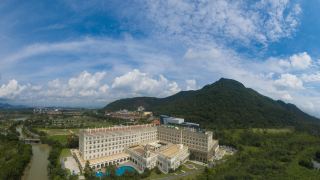 white-swan-gentlgrown-hotel