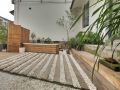 hangzhou-shiyu-guesthouse-the-west-lake-leifeng-tower-store