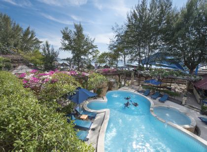 Villa Almarik Resort