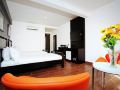 crossroads-hotel