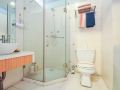 happy-little-pig-apartment