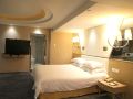 the-center-hotel