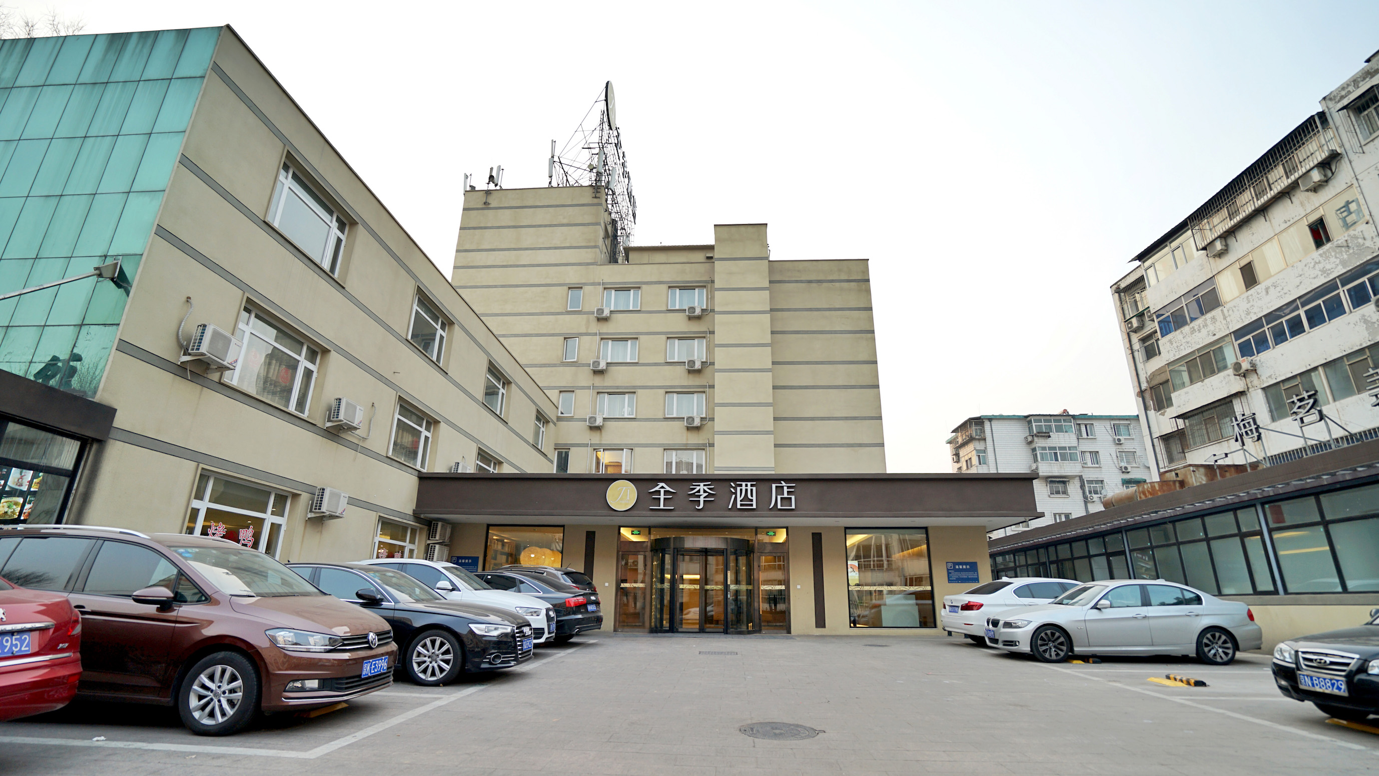 hotel overview picture