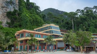 phi-phi-cliff-beach-resort-sha-plus-plus-