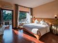 snow-lion-riverside-resort