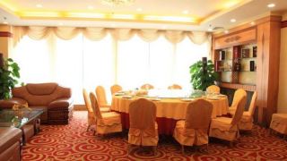 may-king-grand-hotel