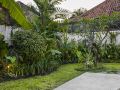 soobali-white-stone