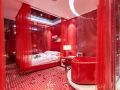 2099-love-hotel
