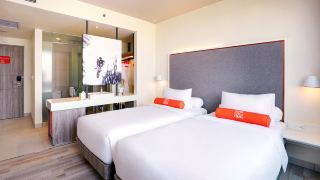 harris-hotel-and-conventions-bundaran-satelit-surabaya