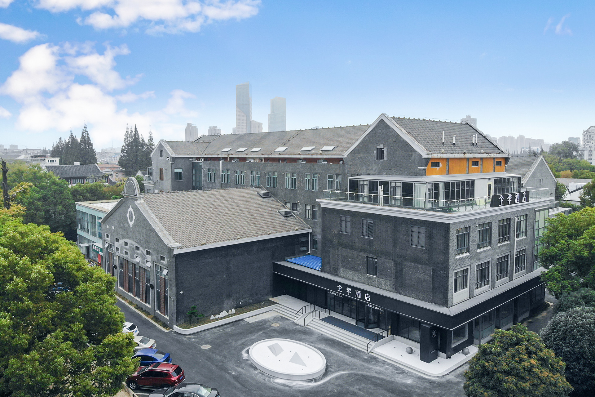 hotel overview picture