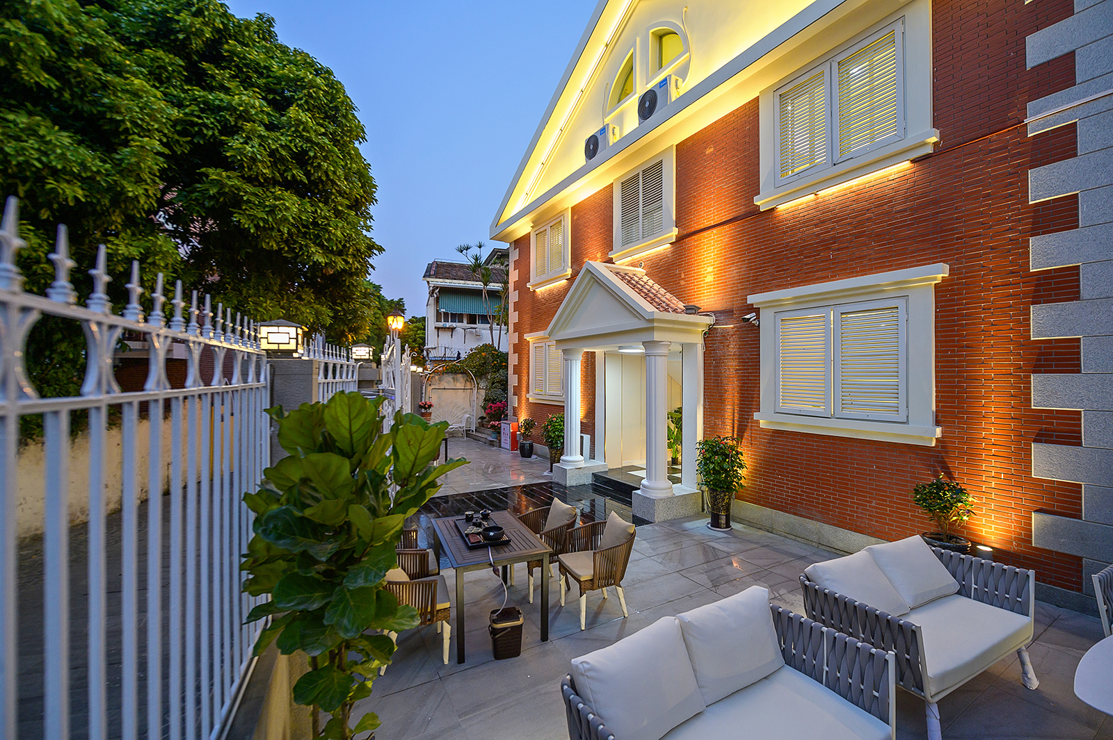 hotel overview picture