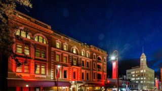 hadley-s-orient-hotel