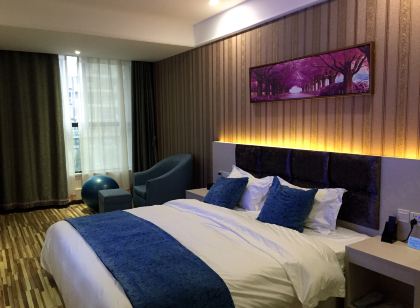 營山鉑悅灣飯店(白塔公園店)