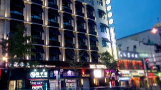 minguo-hotel-qingdao-catholic-church