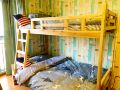 lonely-bird-youth-hostel
