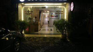 city-hotel