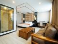 holiday-sunshine-hotel
