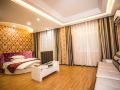 huayang-nianhua-wei-theme-hotel