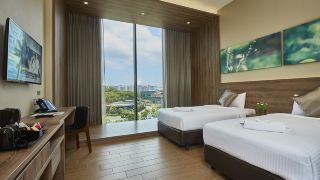 d-resort--downtown-east