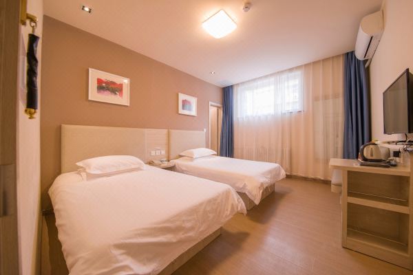 济南酒店 银座佳驿酒店(济南经四纬一万达广场店) 查看所有68张照片