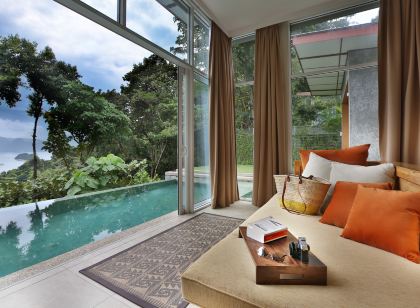 Ambong Pool Villas