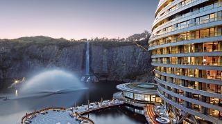 intercontinental-shanghai-wonderland