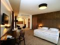corso-hotel-pecs