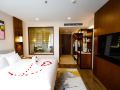 grand-phoenix-hotel