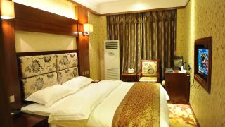 sunlight-holiday-big-hotel