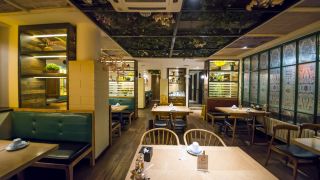 minguo-hotel-qingdao-catholic-church
