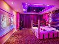 1314-love-theme-hotel