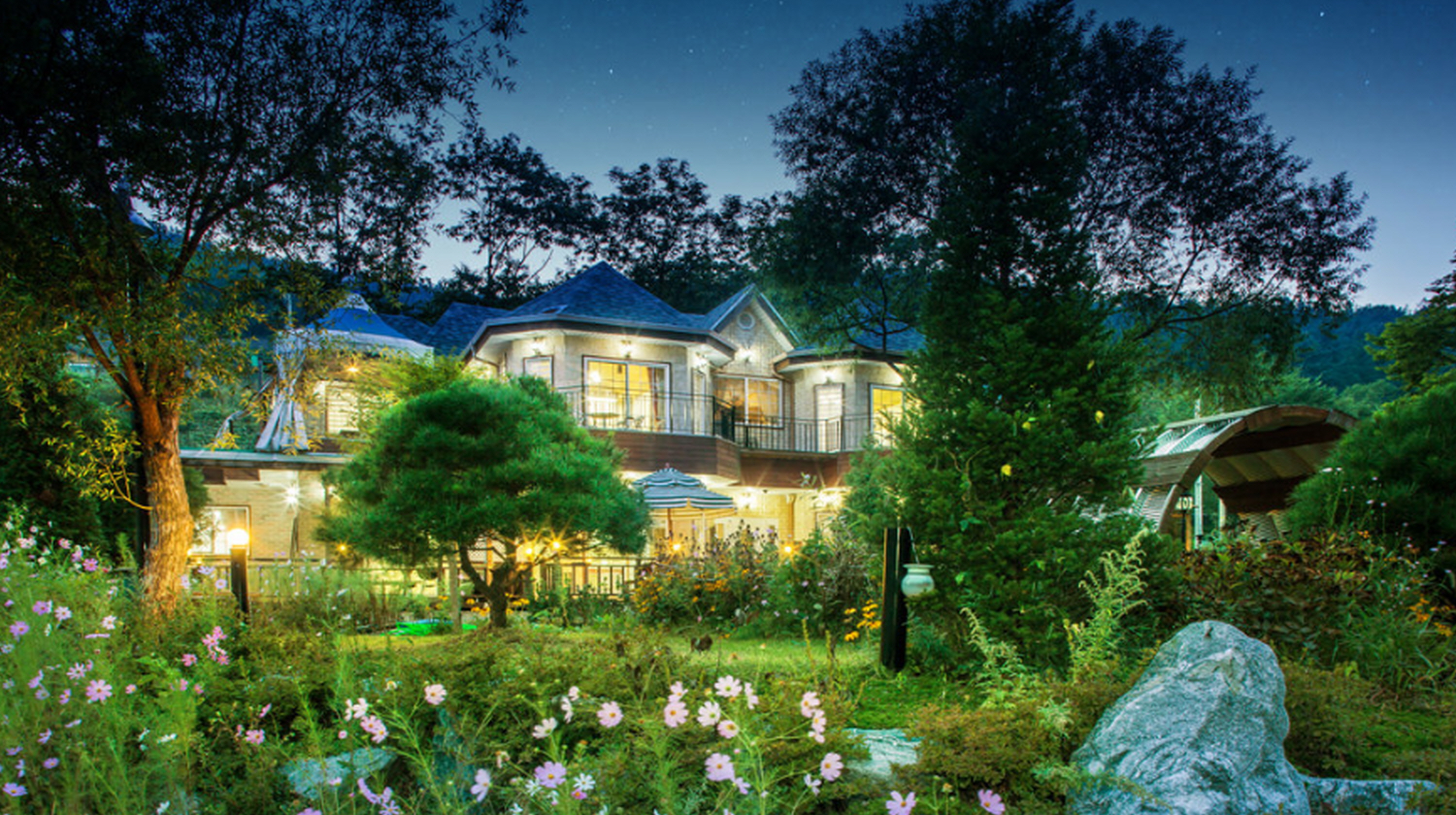 hotel overview picture