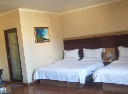 Linxian Xinguang Business Assembly Hall