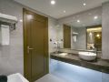 kignmar-fashion-hotel-luohu-sungang-subway-station-store