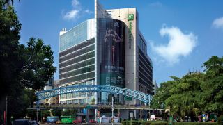 holiday-inn-express-taichung-park