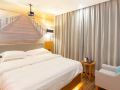 ceo-ding-hao-hotel-yiwu-bay-village-night-store
