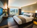 royal-plaza-hotel