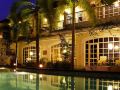 casa-artista-by-villa-kresna