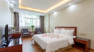 sports-business-hotel-longyan-wanbao-plaza-railway-station-branch