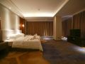 crown-hotel